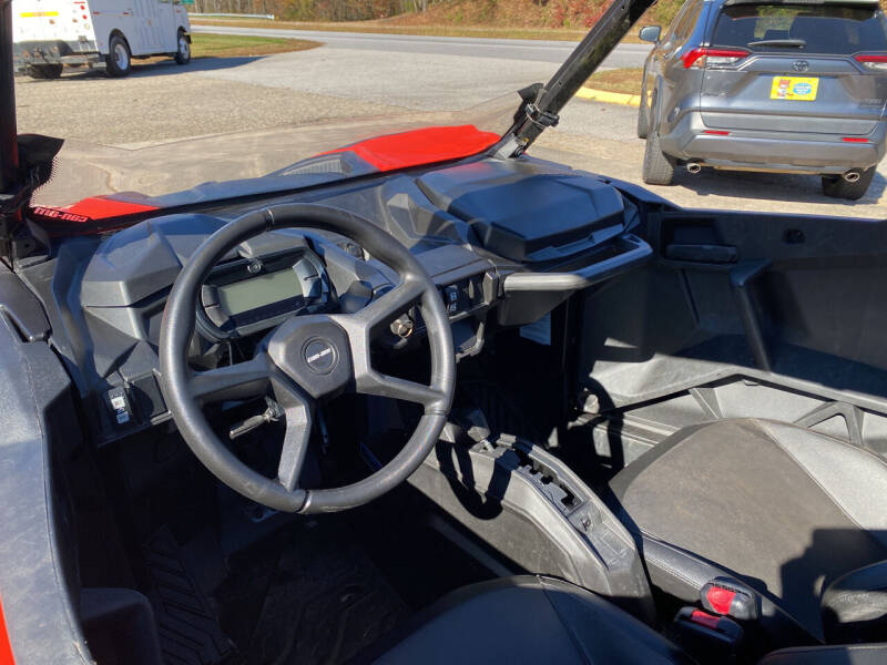 2021 Can-Am Maverick Sport 1000