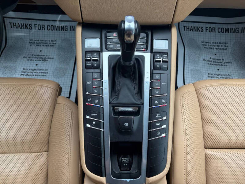2017 Porsche Macan S