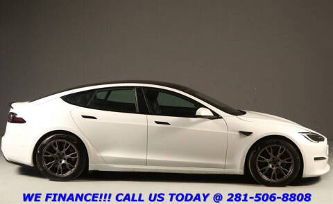 2022 Tesla Model S Plaid