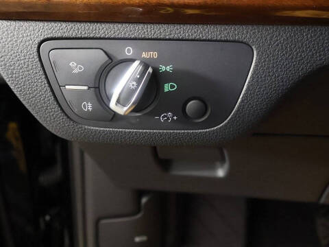 2023 Audi Q5 quattro Premium 40 TFSI