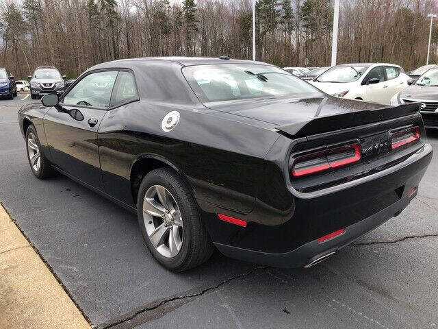2019 Dodge Challenger SXT