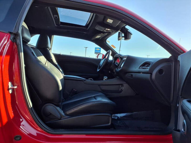 2017 Dodge Challenger SXT