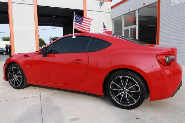 2019 Toyota 86 Coupe - $24,197