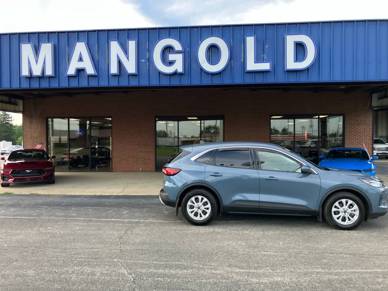 Blue 2023 Ford Escape Active Active 4dr SUV 32