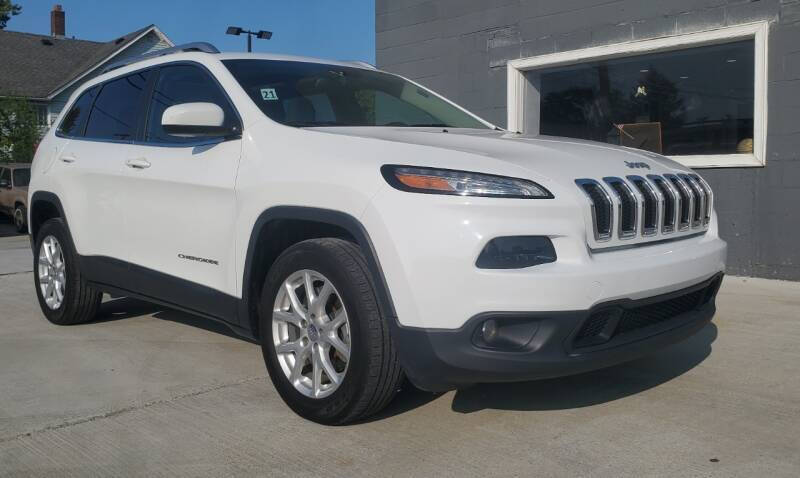 2015 Jeep Cherokee for sale at Julian Auto Sales - Number 1 Car Company in Detroit MI