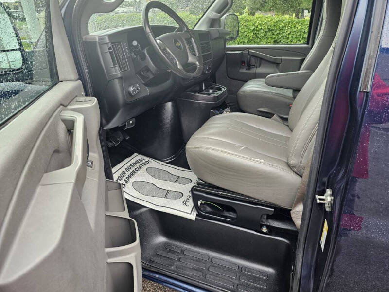 2019 Chevrolet Express 2500