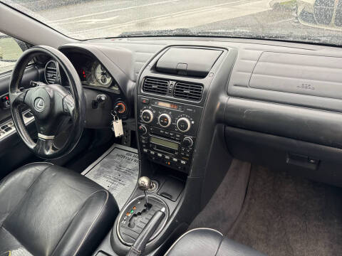 2004 Lexus IS 300