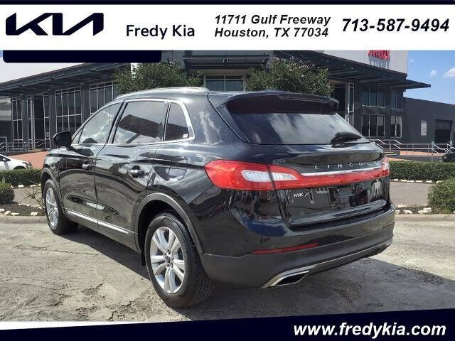 Used 2017 Lincoln MKX Premiere with VIN 2LMPJ6JR2HBL37260 for sale in Houston, TX