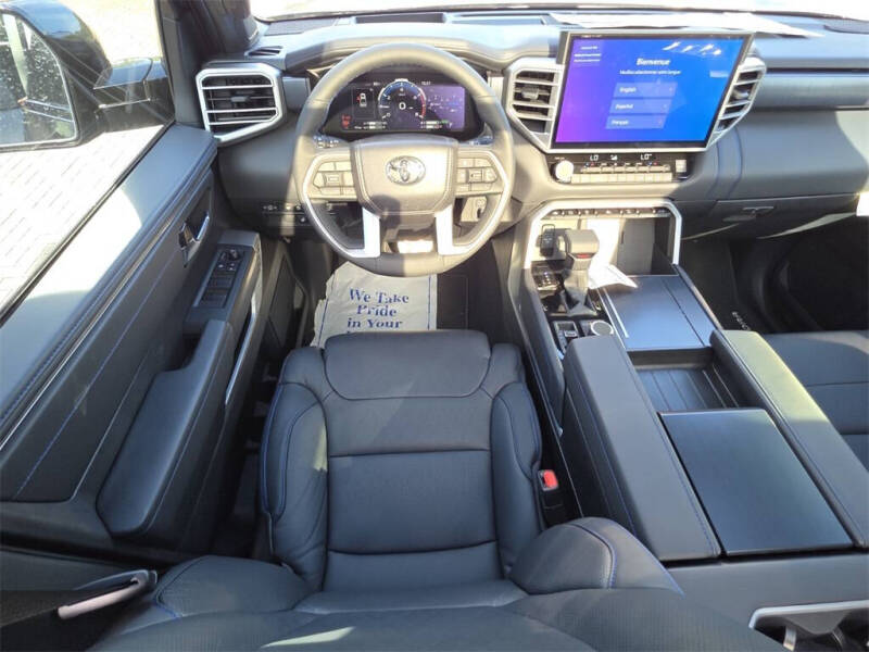 2025 Toyota Tundra Platinum HV