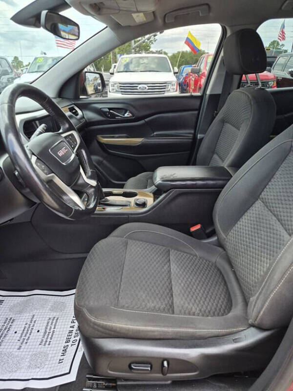 2018 GMC Acadia SLE-2