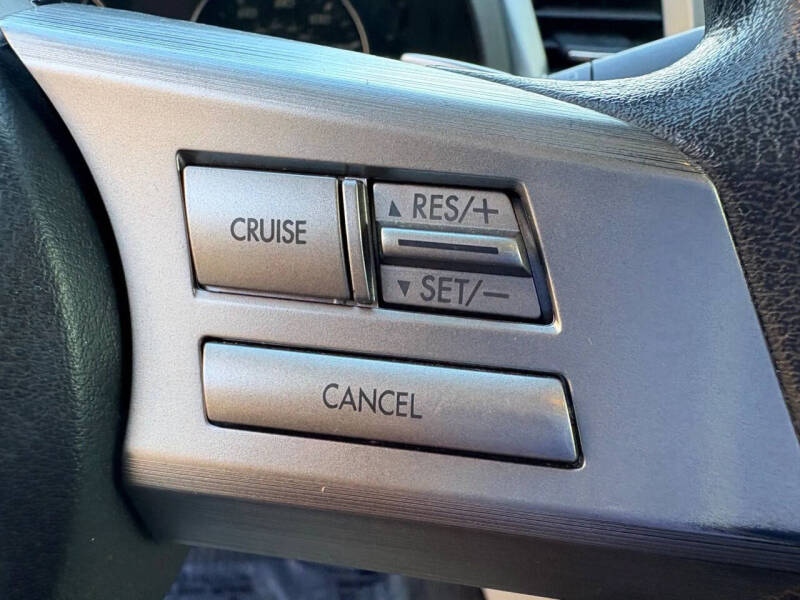 2011 Subaru Outback 2.5i