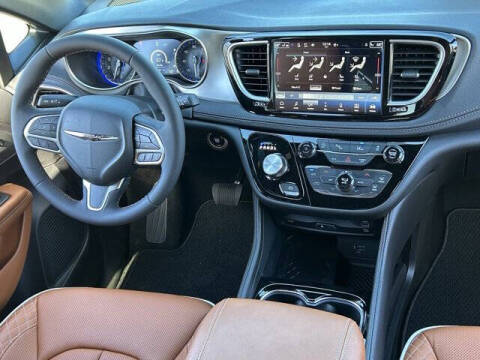 2026 Chrysler Pacifica Pinnacle
