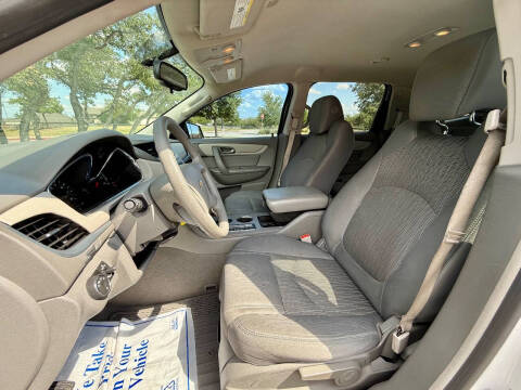 2017 Chevrolet Traverse LS