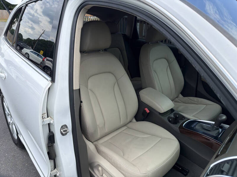 2012 Audi Q5 2.0T quattro Premium Plus