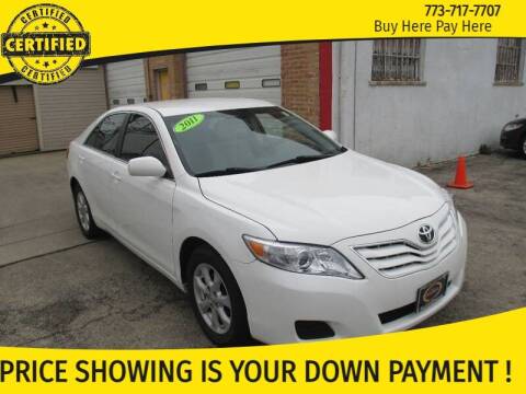 2011 Toyota Camry for sale at AutoBank in Chicago IL