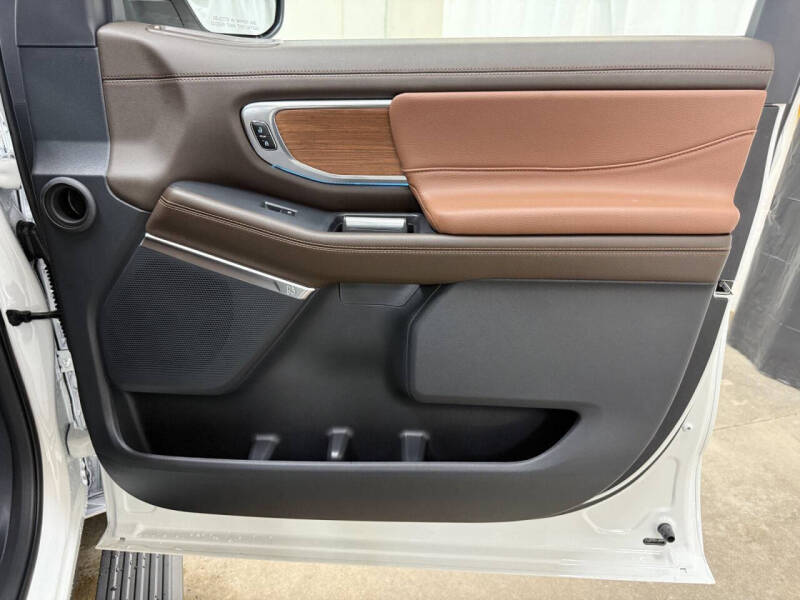 2027 Ford Expedition MAX King Ranch