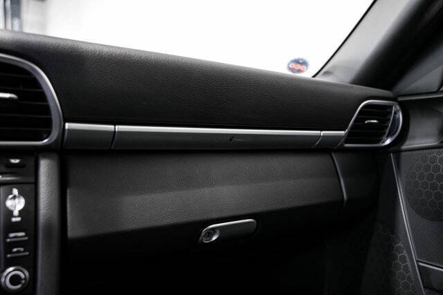 2011 Porsche 911 Carrera 4S