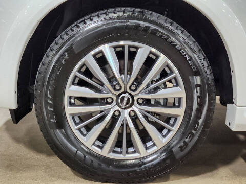 2022 Nissan Armada SV