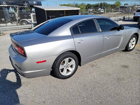 2012 Dodge Charger SE