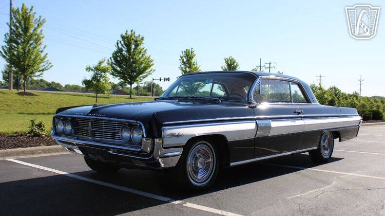 1962 Oldsmobile Starfire