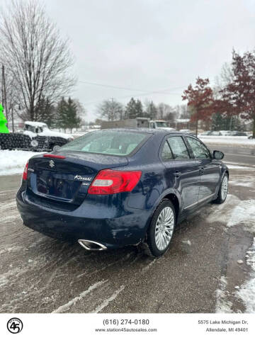 2011 Suzuki Kizashi SE
