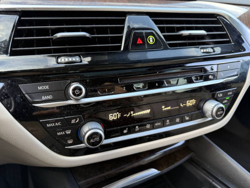 2019 BMW 5 Series 540i