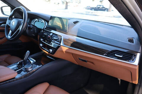 2018 BMW 5 Series 530i