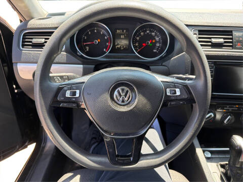 2016 Volkswagen Jetta