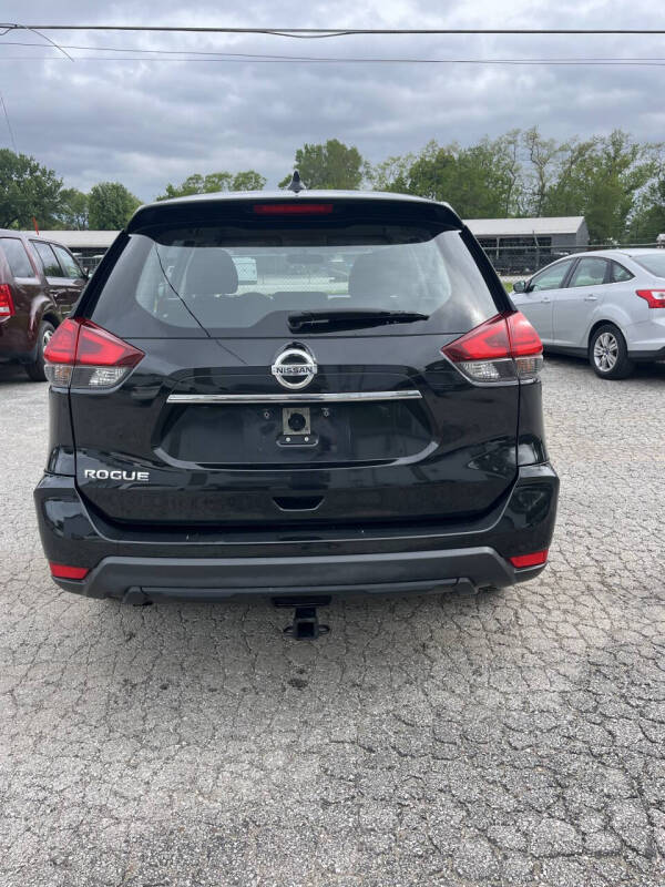 2017 Nissan Rogue S