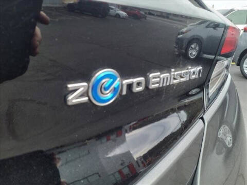 2022 Nissan LEAF S