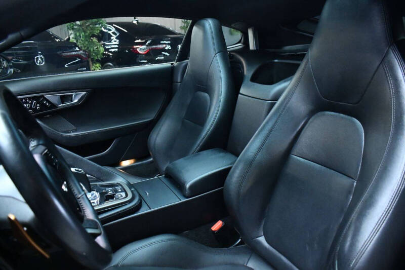 2016 Jaguar F-TYPE S