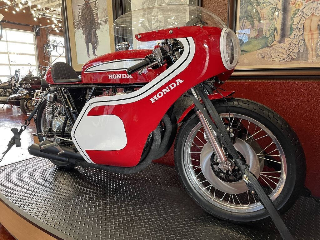 1974 Honda CR750-K4 Re-Creation 2