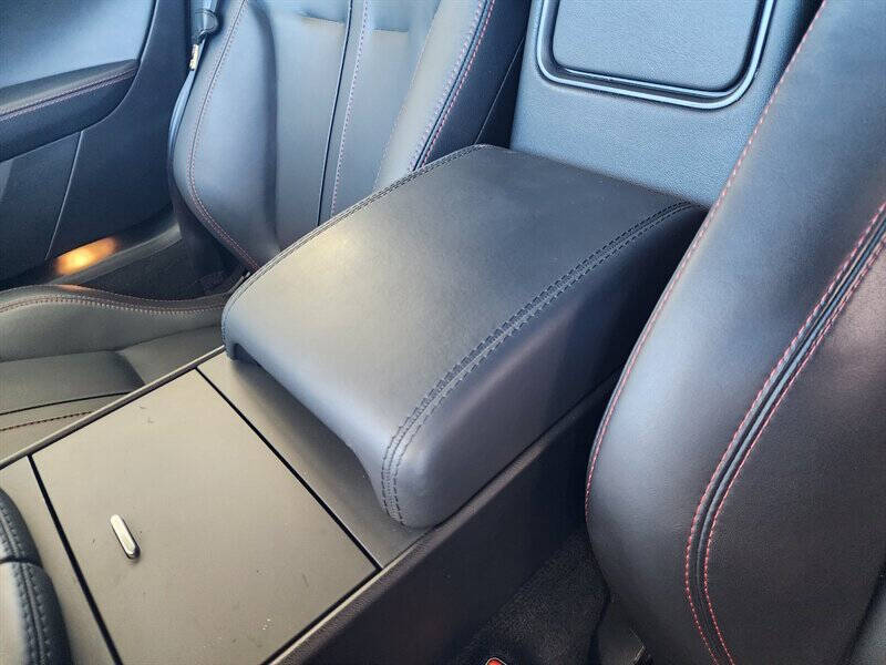 2015 Jaguar F-TYPE V8 S