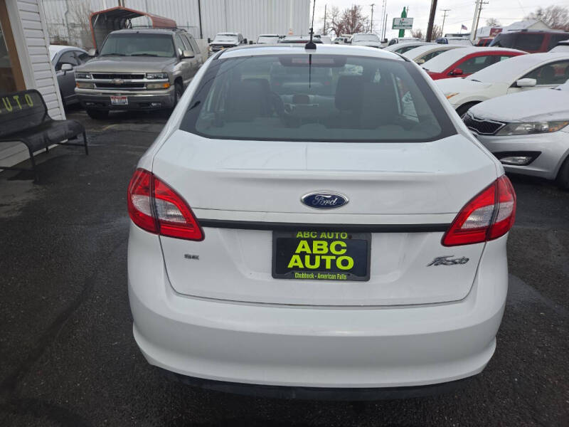 2012 Ford Fiesta SE