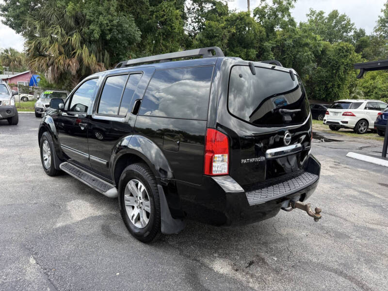 2011 Nissan Pathfinder Silver Edition
