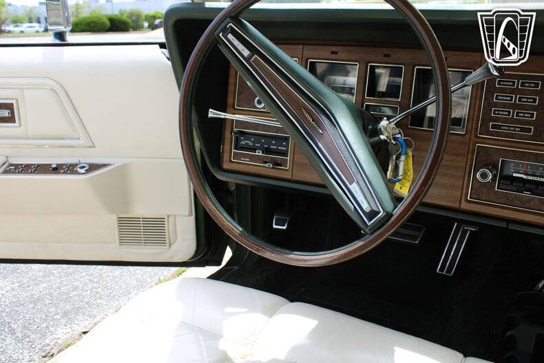 1972 Lincoln Continental