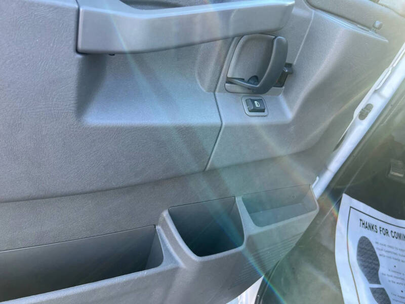 2024 Chevrolet Express 2500