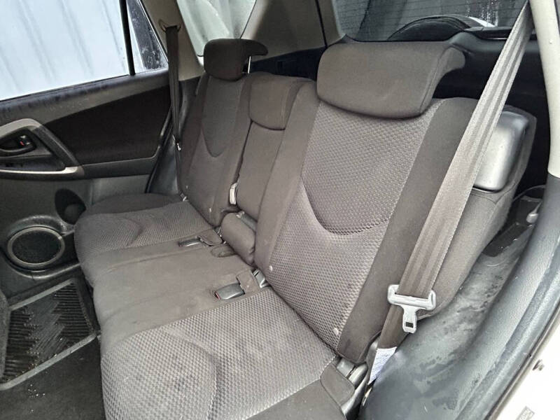 2006 Toyota RAV4 Sport