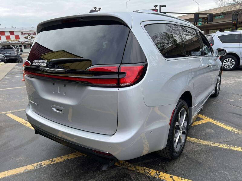 2024 Chrysler Pacifica Pinnacle