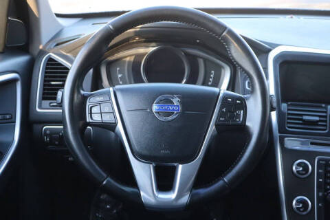 2016 Volvo XC60 T5 Premier