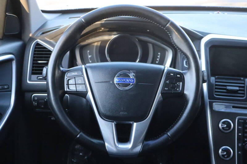 2016 Volvo XC60 T5 Premier