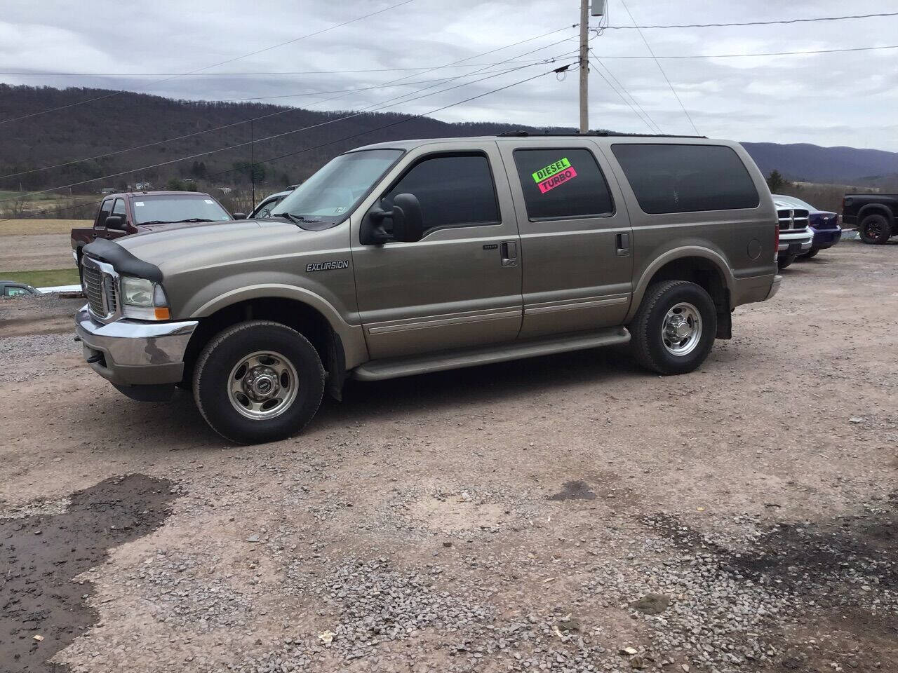 Dk. Green 2002 Ford Excursion Limited Limited 4WD 4dr SUV 1