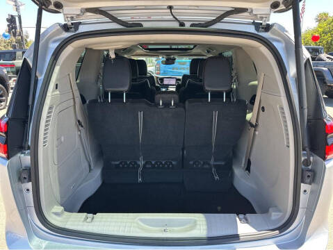 2022 Chrysler Pacifica Hybrid Limited