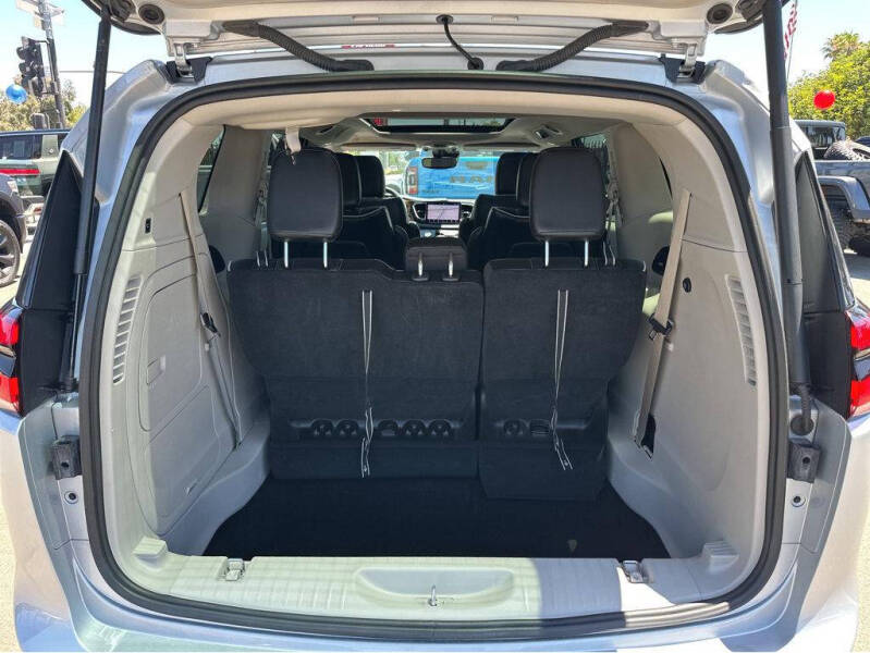 2022 Chrysler Pacifica Hybrid Limited