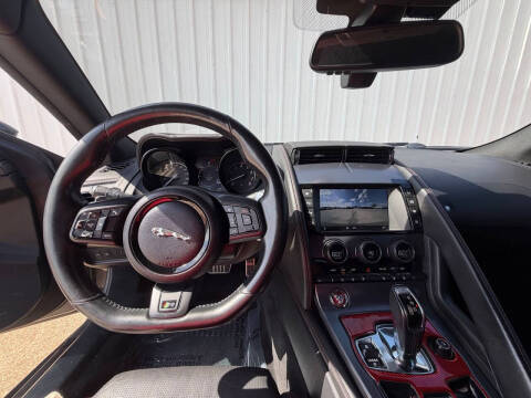 2018 Jaguar F-TYPE R
