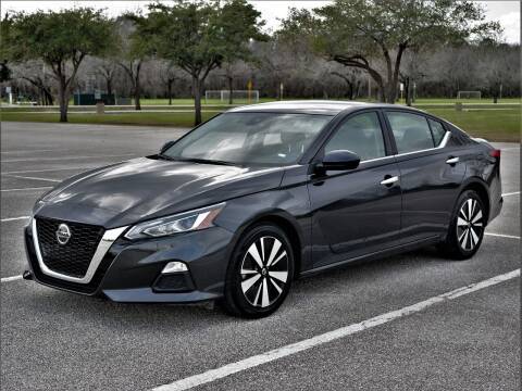 2022 Nissan Altima for sale at TSW Financial, LLC. in Houston TX
