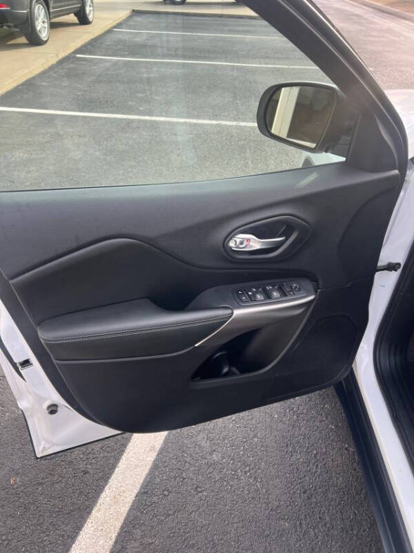 2020 Jeep Cherokee Latitude