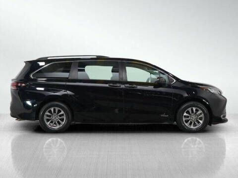 2021 Toyota Sienna XLE 7-Passenger