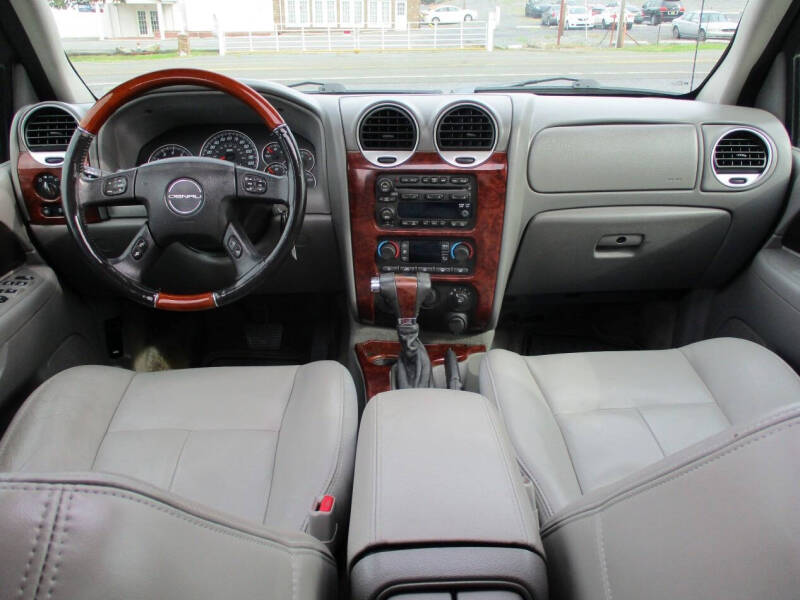 2007 GMC Envoy Denali