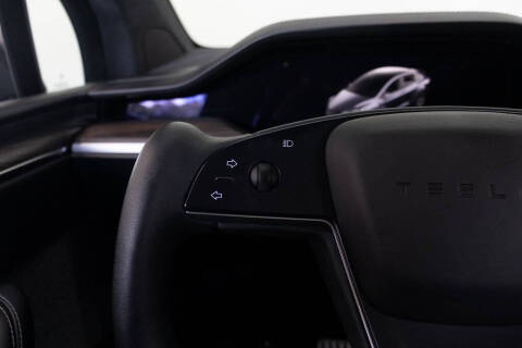 2023 Tesla Model X Standard Range